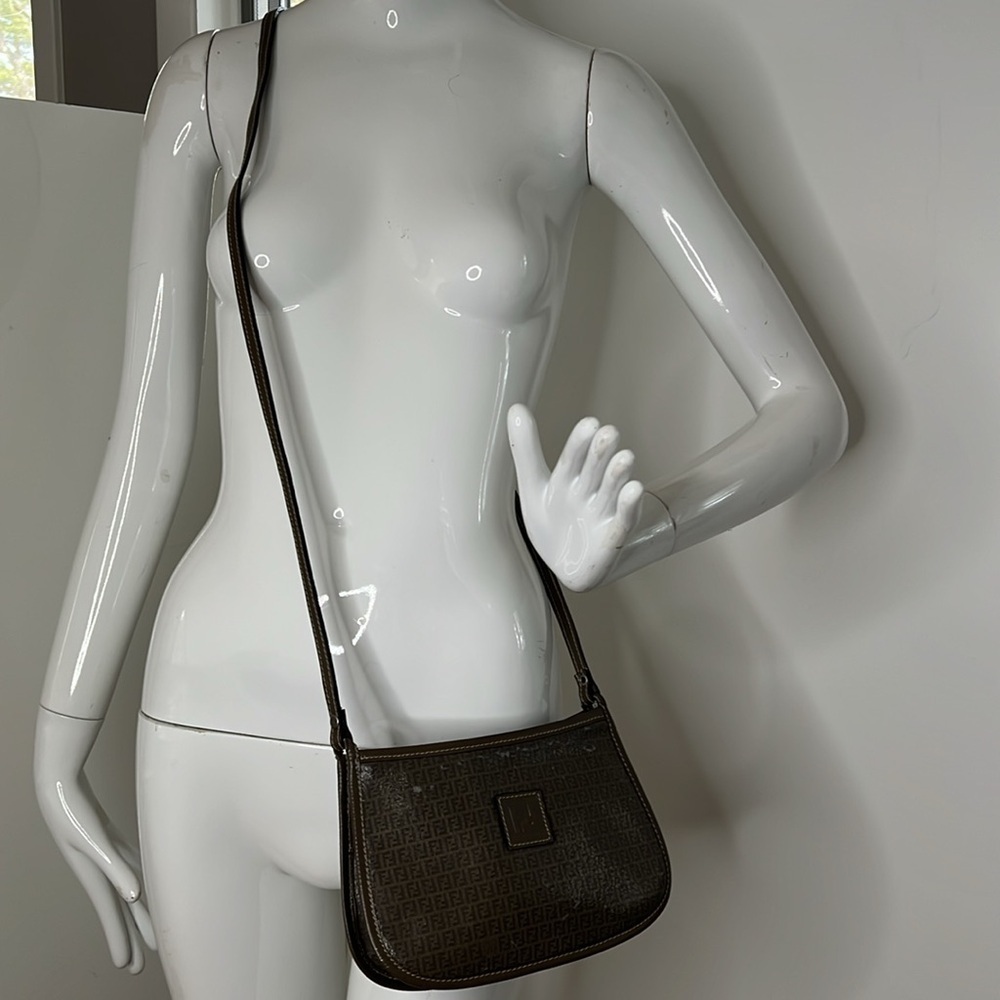 Fendi Vintage Small Double Compartment Crossbody Bag - Picture 2 of 13